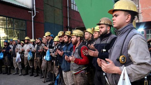 13 yıl önce metan gazı püskürmesiyle ölen 8 madenci anıldı