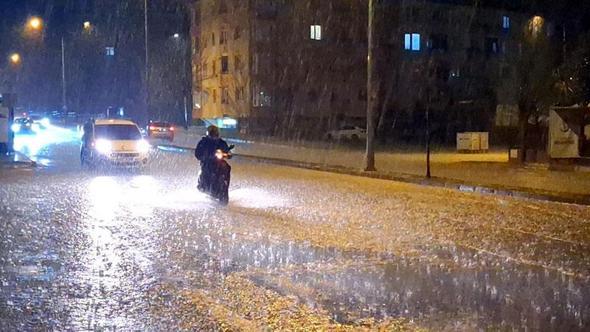 Edirne ve Kırklareli'de sağanak; su baskınları yaşandı