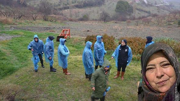 Kayıp kadın kadavra ve iz köpekleri ile aranıyor
