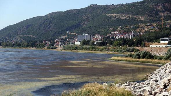 Eğirdir Gölü'nde 'bulanık yapı' riski