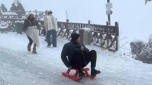 Ordu'da çocukların kar keyfi
