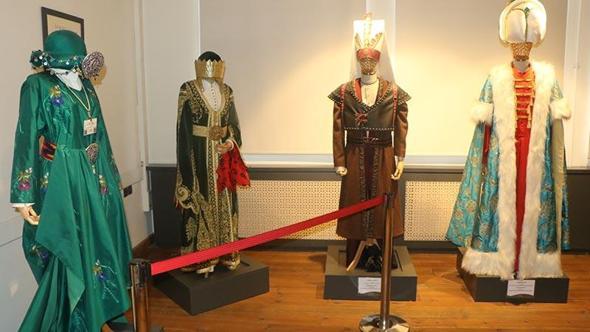 Osmanlı ve Selçuklu dönemlerine ait giyim koleksiyonları müzede