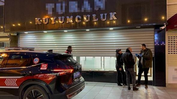 Müşterilerini kar vaadiyle para ve altın toplayıp dolandırdığı öne sürülen kuyumcu tutuklandı