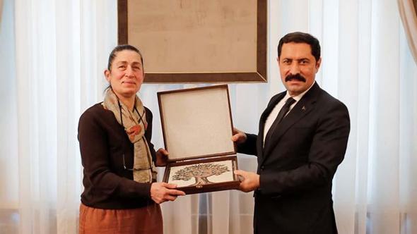 'Yaşayan İnsan Hazineleri Ödülü'ne layık görülen ipek böceği yetiştiricisi Duman: Durmayacağız