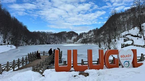 Ordu’daki Ulugöl buz tuttu