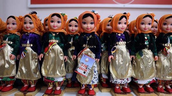 Kadınlar, ‘Ezo Gelin’ bebekler üretip aile ekonomisine katkı sağlıyor