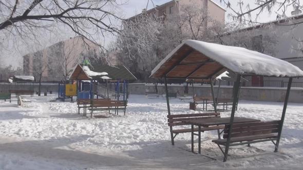 Kars'ta termometreler eksi 20'yi gördü