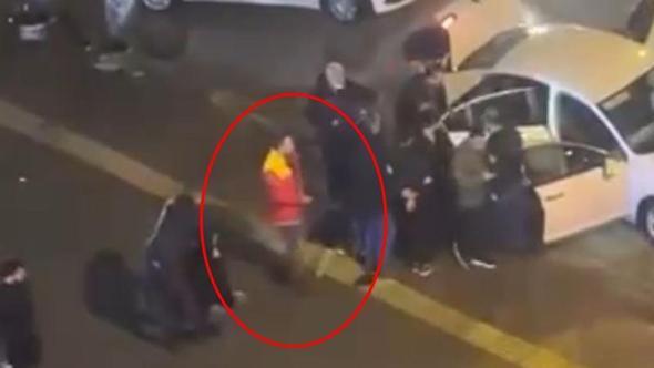 Polis, el bombası ele geçirilen araçtaki şüphelileri akaryakıt istasyonu çalışanlarının kıyafetini giyip yakalamış