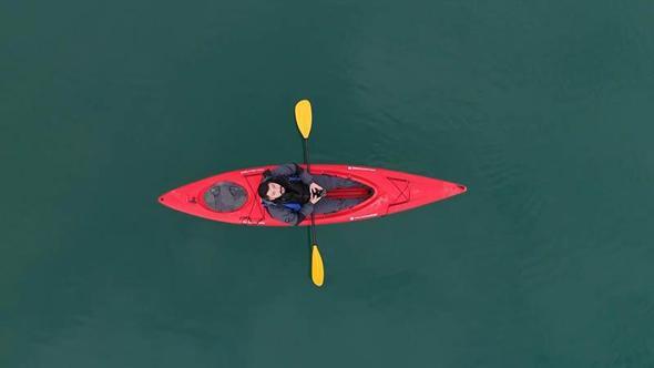 Tortum Gölü'nde kano keyfi