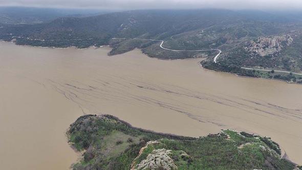 Çanakkale'de baraj doldu; belediye taşkın için uyardı