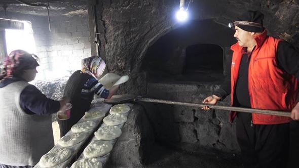 Kapadokya’nın giriş kapısındaki ilçede imece usulü ‘ramazan’ hazırlığı