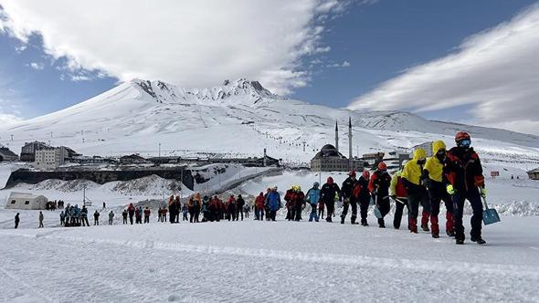 Erciyes'te 171 personelin katılımı ile çığ tatbikatı