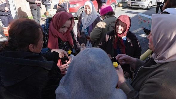 Ramazan ayının ilk gününde Oruç Baba Türbesi'nde yoğunluk yaşandı
