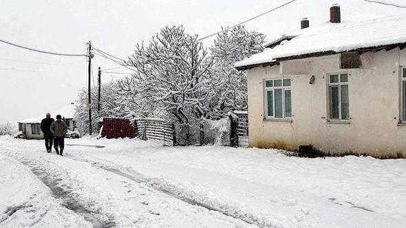 Tekirdağ'ın yüksek kesimleri beyaza büründü
