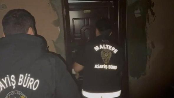 Maltepe’de 2 eve düzenlenen operasyonda çok sayıda kaçak ürün ele geçirildi