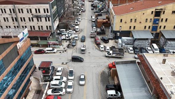 2 yılda 20 kazanın meydana geldiği kavşak için önlem talebi