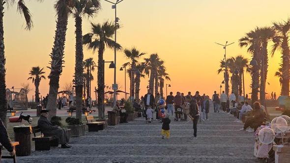 Hatay sahillerinde hafta sonu yoğunluğu