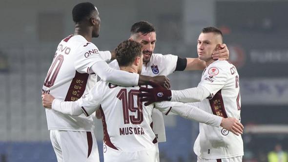 Trabzonspor kupada RAMS Başakşehir FK'yı mağlup ederek çeyrek finale yükseldi