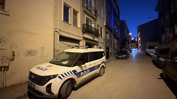 Emekli okul müdürü evinde ölü bulundu