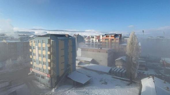 Mart ayında Ardahan buz kesti; Göle eksi 25 derece