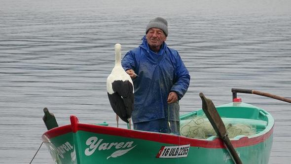 Adem Amca, 15 yıllık dostu Yaren leylekle özlem gideriyor