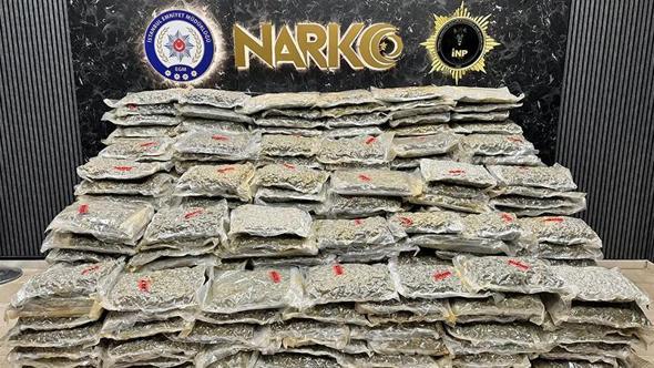 Küçükçekmece'de uyuşturucu operasyonu: 527 kilo uyuşturucu ele geçirildi