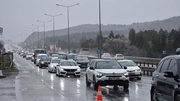 'Kilit kavşak' Kırıkkale'de, bayram yoğunluğu başladı