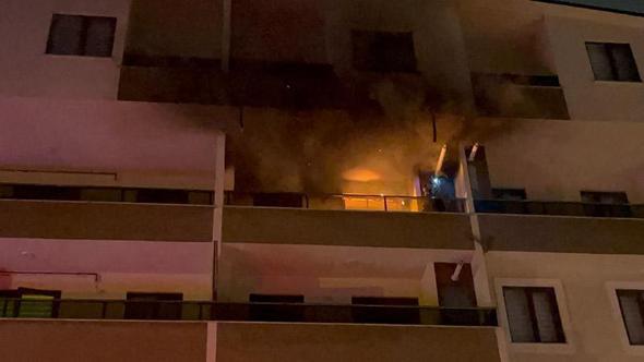 Bursa'da 5 katlı binada çıkan yangın söndürüldü