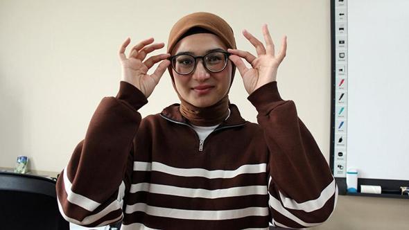Görme engelli Şükran'ın hayatı üniversitede değişti: Öğretmen olup özel öğrencileri destekleyeceğim