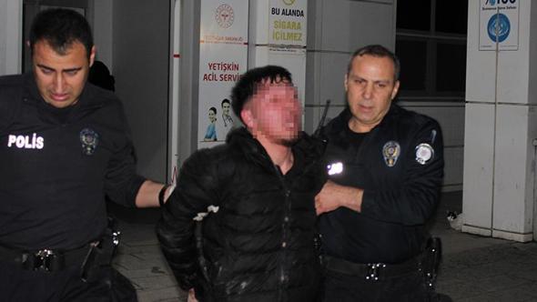 Annesinin, erkek arkadaşını bıçakladı; ikinci kez saldırı anı kamerada