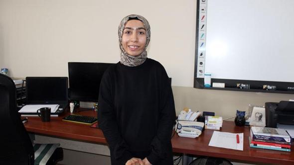 Serebral palsi hastası Fatma'nın eğitim aşkı