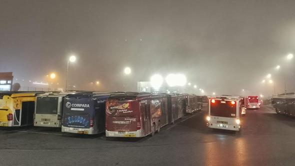 İstanbul'da sis etkili oldu