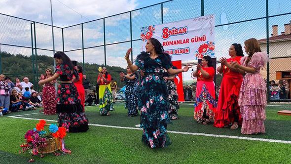 Edirne’de ‘Dünya Romanlar Günü’ kutlandı