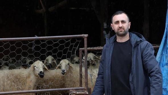Devlet desteğiyle 20 koyunla başladığı hayvancılıkta sürüsü 400 başa ulaştı