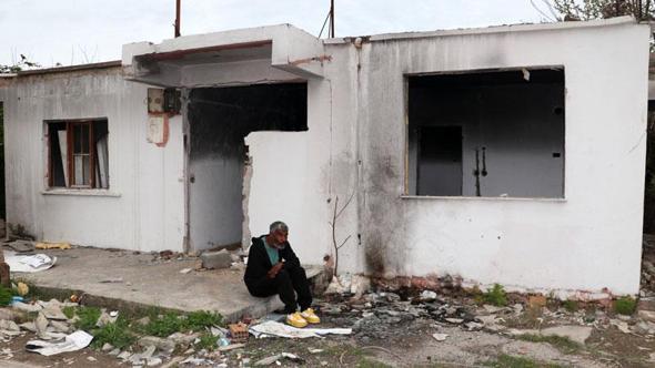 Felç geçiren kamyon şoförü, sokakta yaşam mücadelesi veriyor