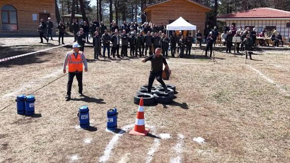 Ormancılar, zorlu parkurlarda kıyasıya yarıştı