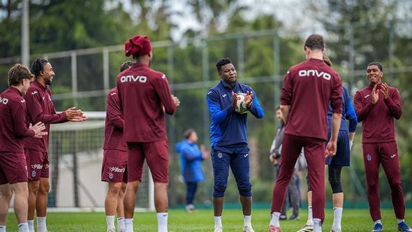 Trabzonspor, hazırlıklarını tamamlayarak Konya’ya gitti