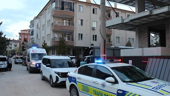 Yemek yaparken elbisesi tutuşan 91 yaşındaki kadın, yangında öldü