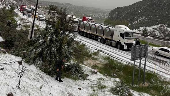 Antalya'da mayıs ayında kar sürprizi