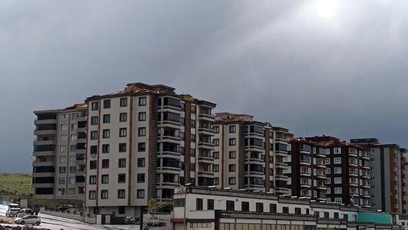 Gaziantep’te fırtınanın hasarı gün ağarınca ortaya çıktı