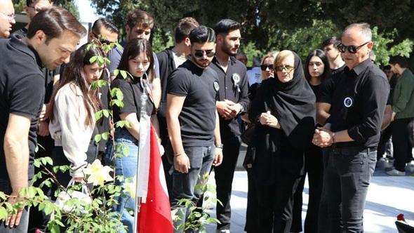 Soma'daki maden şehitleri dualarla anıldı