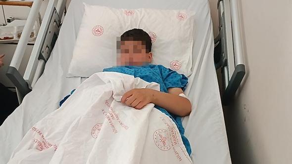 İlkokul öğrencisi, parkta tüfekle bacağından vuruldu