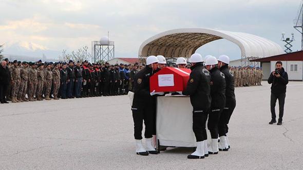 Şehit polis Koç için Van'da tören düzenlendi