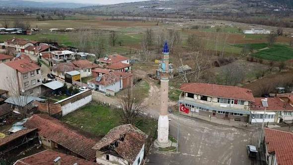 Camisiz minare, mahallenin sembolü oldu