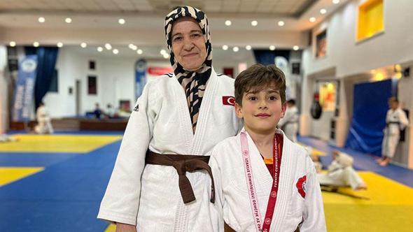 Anneannesinin çalıştırdığı Aras, judoda Türkiye 3'üncüsü oldu