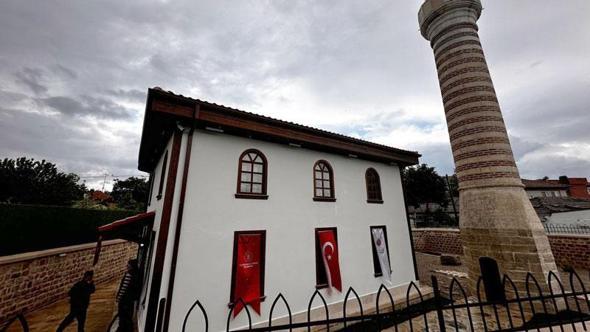 Edirne'de restore edilen tarihi mescit, cami olarak ibadete açıldı