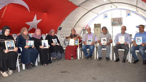 Diyarbakır'da evlat nöbetini sürdüren aileler, 14’üncü bayrama da buruk girdi