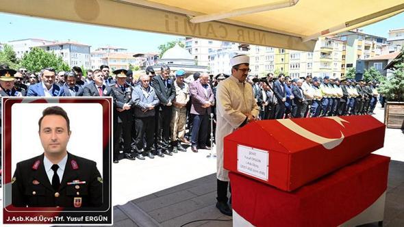 Şehit Astsubay Yusuf Ergün, son yolculuğuna uğurlandı