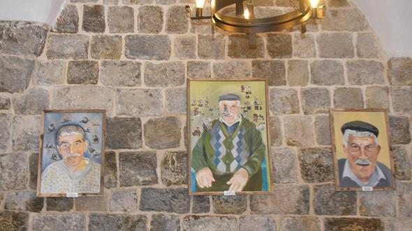 BEÜ öğrencilerinden tarihi handa sıra dışı sergi