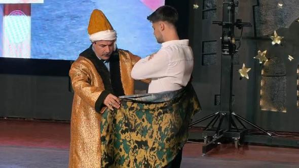 900 yıllık gelenekle mezun oldular